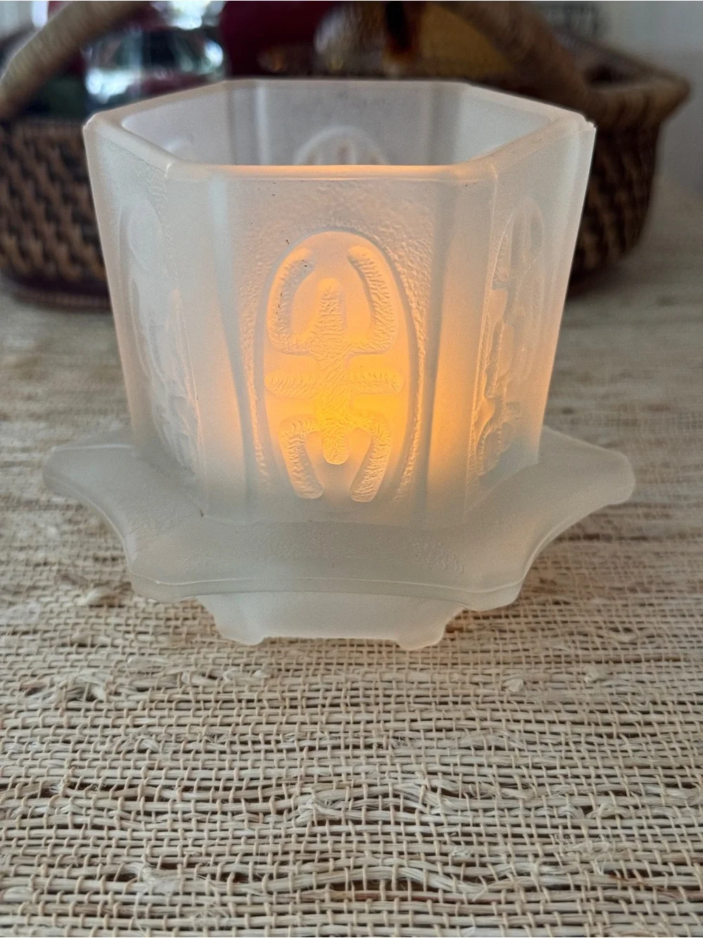 Homco Home Interiors Frosted Satin Glass Pagoda Fairy Lamp Bottom